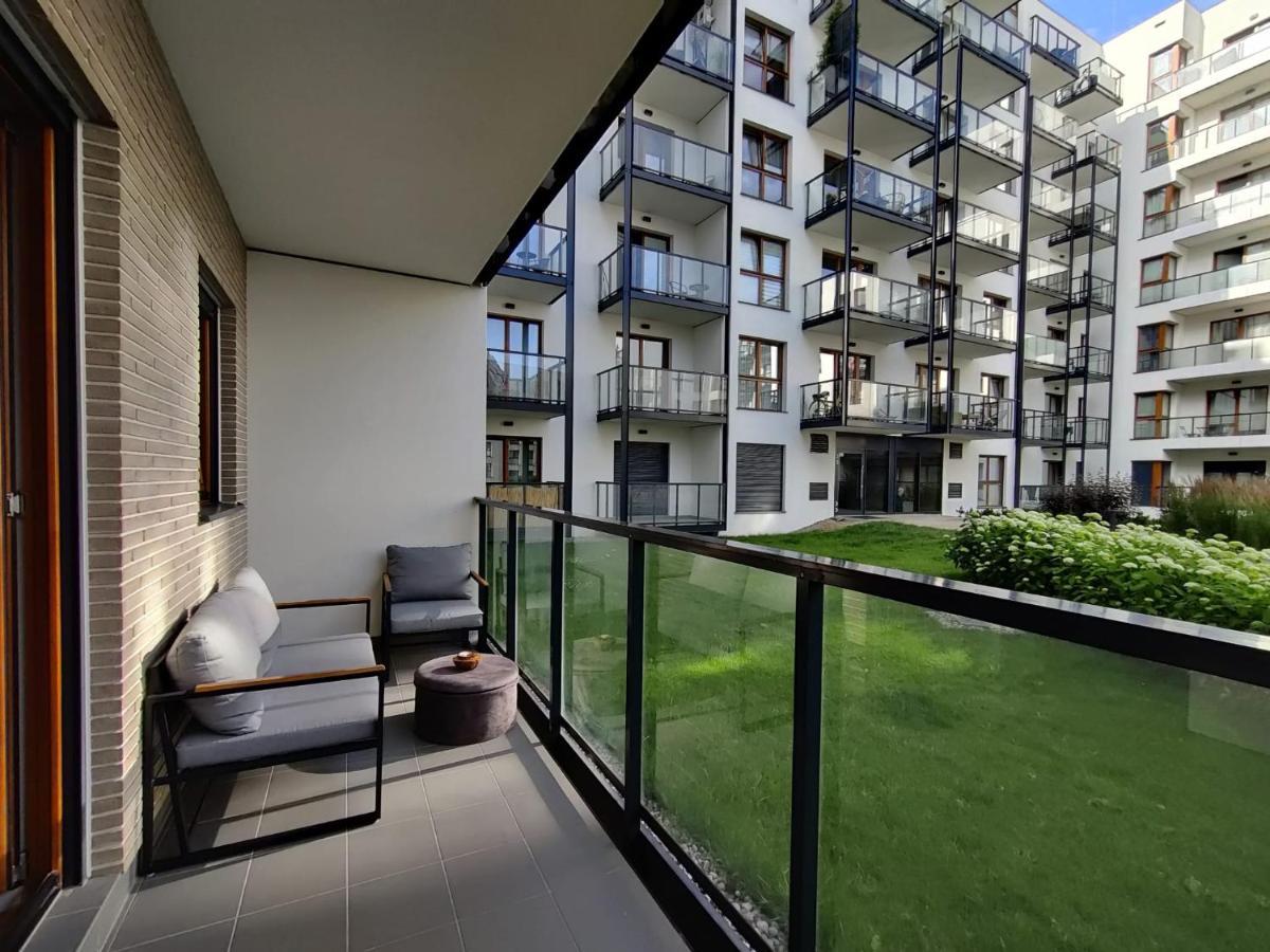Hello Apartments Zajezdnia Wrzeszcz With Private Parking Gdańsk Eksteriør bilde